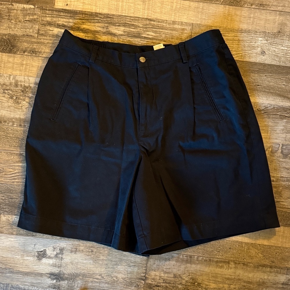 Liz Claiborne Black Women's Shorts / DG129